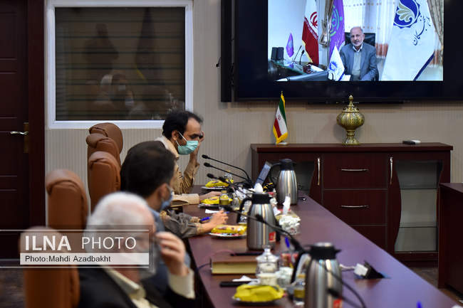 افتتاحیه پنجمین جشنواره و نمایشگاه گیاهان دارویی و طب سنتی