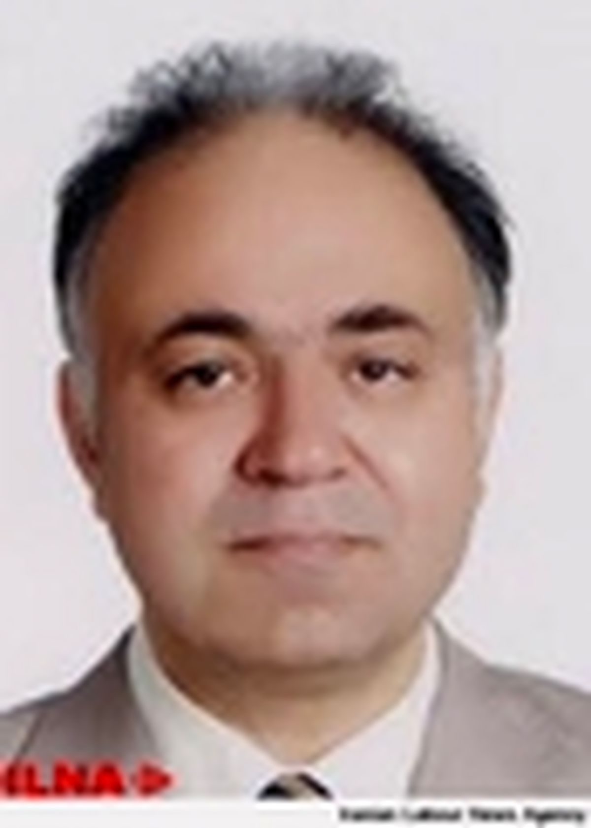 دندانپزشکان عمومی می‌توانند ایپملنت کار کنند
