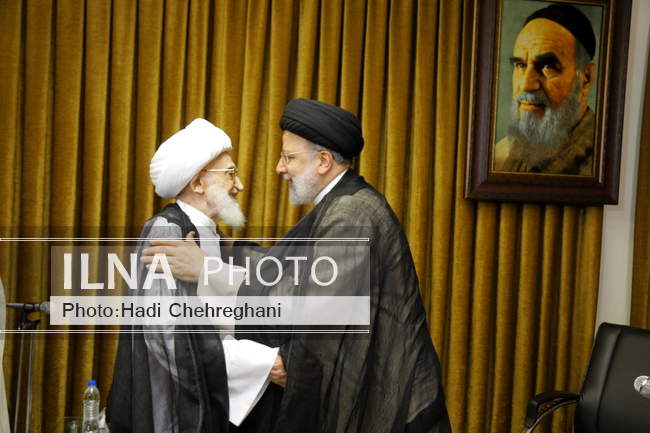 دیدار رئیس جمهور با جمعی از علما و اعضای جامعه مدرسین قم