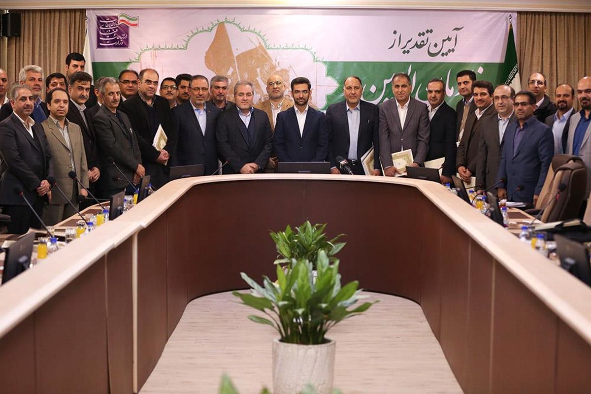 دائمی شدن فعالیت کارگروه ارتقای کیفیت ارتباطات در اربعین حسینی / رضایت زوار از ارتباطات داخل مرز ایران 