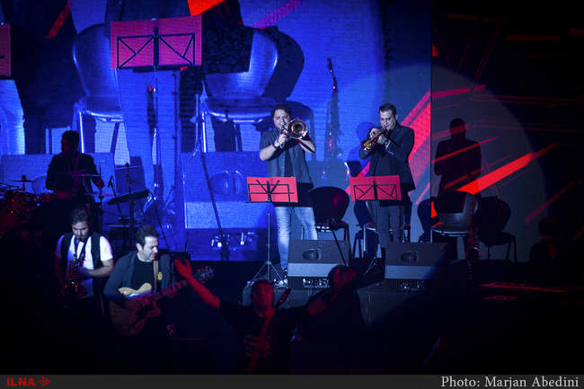 اجرای گروه سون در دومین شب از جشنواره فجر ۳۴ 