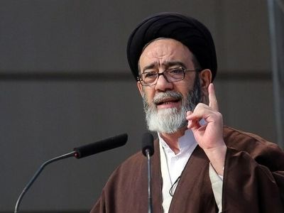 الفبای آبادانی را آب می‌دانیم / خشکی دریاچه ارومیه از مهمترین نمودهای مسأله آب در منطقه است