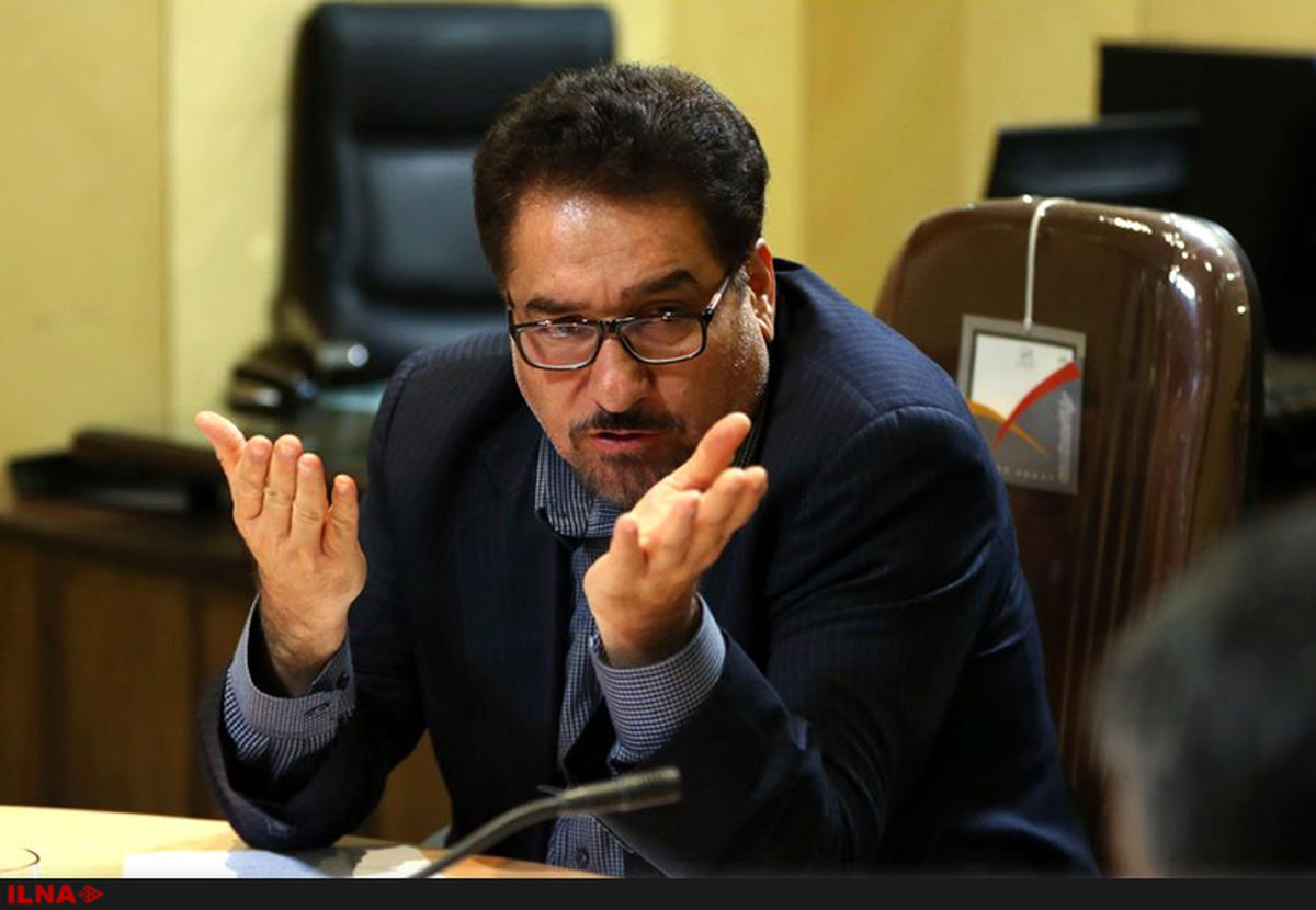 دولت گام‌های جدی‌تری برای اشتغال فارغ التحصیلان دانشگاهی بردارد