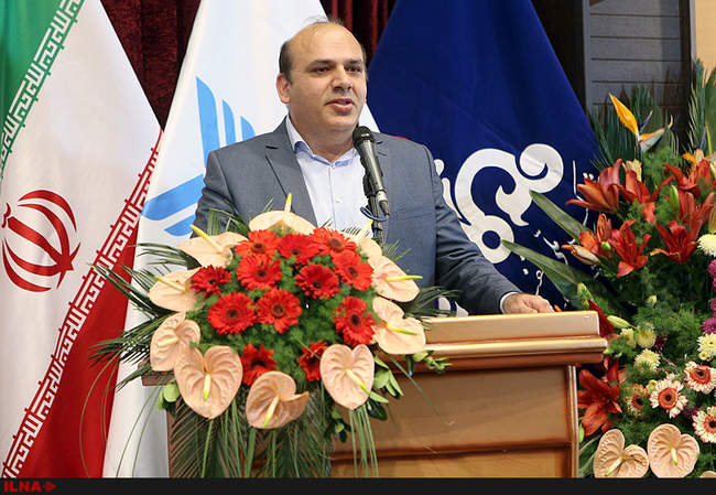 همایش تجلیل از دریانوردان، صنعتگران و کاپیتان‌های ناوگان حمل و نقل �