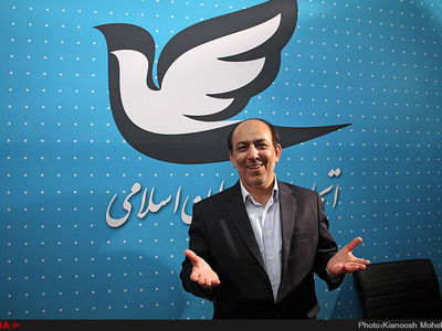 شکوری‌راد دبیرکل حزب اتحاد ملت باقی ماند