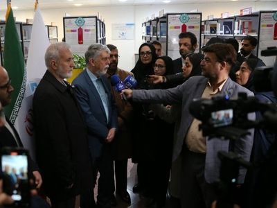 کتابخانه عمومی امروز مکمل نهاد خانواده و نهاد مدرسه است