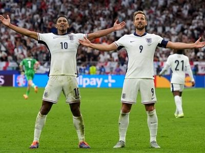 ویدیو: گل سوم انگلیس به لتونی توسط هری کین
