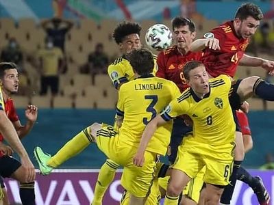 لاپورته: موراتا در بازی بعدی گل می‌زند و همه را ساکت می‌کند