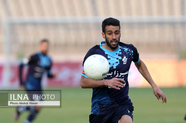 دیدار تیمهای فوتبال پرسپولیس تهران و پیکان