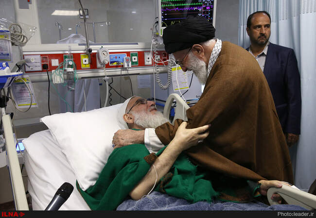 عیادت رهبر معظم انقلاب اسلامی از آیت الله هاشمی شاهرودی 
