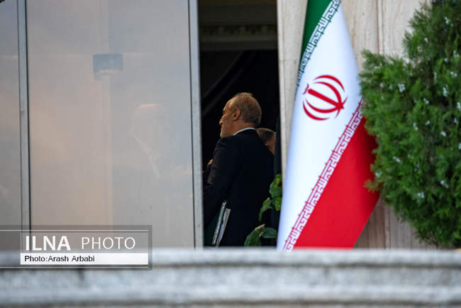  حاشیه جلسه هیات دولت