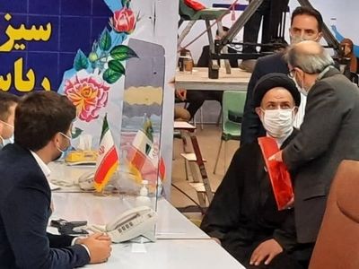 سید عباس نبوی در انتخابات ریاست‌جمهوری ثبت نام کرد