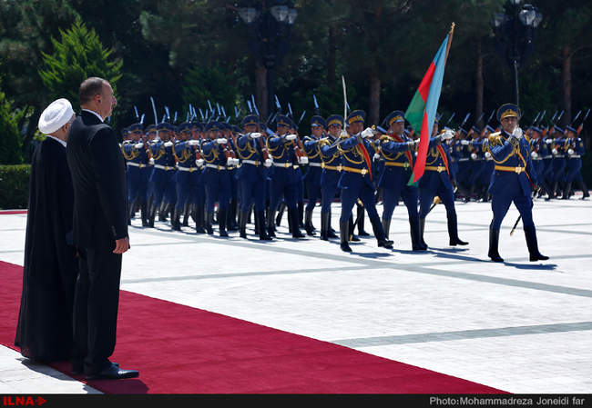 استقبال رسمی رئیس‌ جمهوری آذربایجان از  روحانی /3