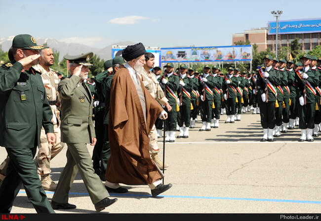 مراسم دانش‌آموختگی دانشجویان دانشگاه امام حسین(ع) با حضور فرمانده کل قوا