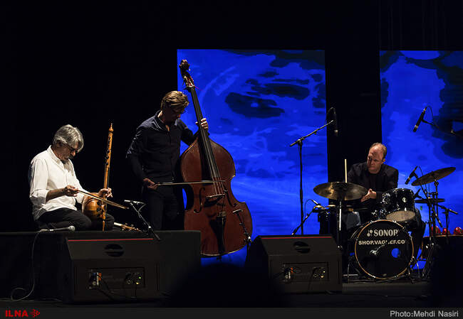 کنسرت کیهان کلهر به همراهی گروه رامبراندت تریو درتالار وزارت کشور