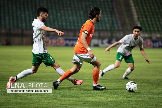 برد خانگی تیم فوتبال ذوب آهن اصفهان مقابل مس رفسنجان