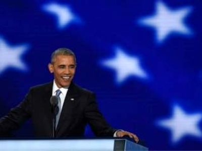 Obama urges Americans to get behind Clinton, slams Trump