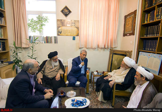 دیدار وزیر تعاون کار و رفاه اجتماعی با مراجع وعلماء شهر قم