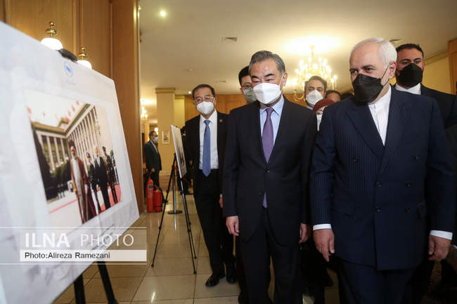 نمایشگاه اسناد روابط تاریخی ایران و چین 