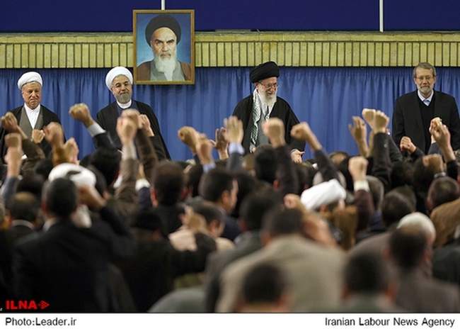 دیدار مسئولان نظام و میهمانان کنفرانس وحدت اسلامى‌ با رهبر معظم انق