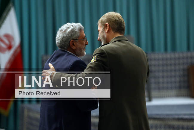 دیدار جمعی از مردم، مسئولان و مهمانان کنفرانس وحدت اسلامی با مقام مع