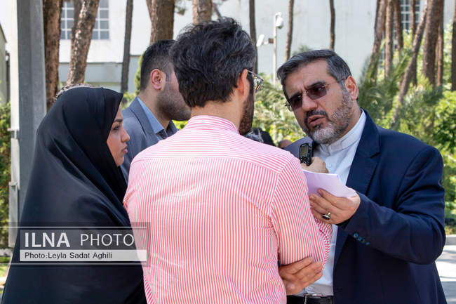 حاشیه جلسه هیئت دولت