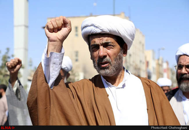 راهپیمایی نمازگزاران در اعتراض به حادثه منا-قم