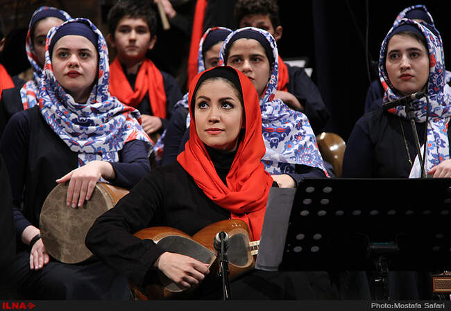  اجرای ارکستر پارس در اولین شب سی و دومین جشنواره موسیقی فجر در تالار وحدت‎