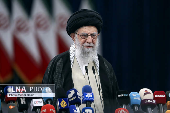 حضور رهبر معظم انقلاب در چهاردهمین دوره انتخابات ریاست جمهوری 