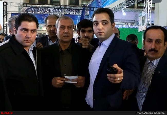 بازدید علی ربیعی وزیر تعاون، کار ورفاه اجتماعی ازنمایشگاه مطبوعات و خبرگزاری‌ها 