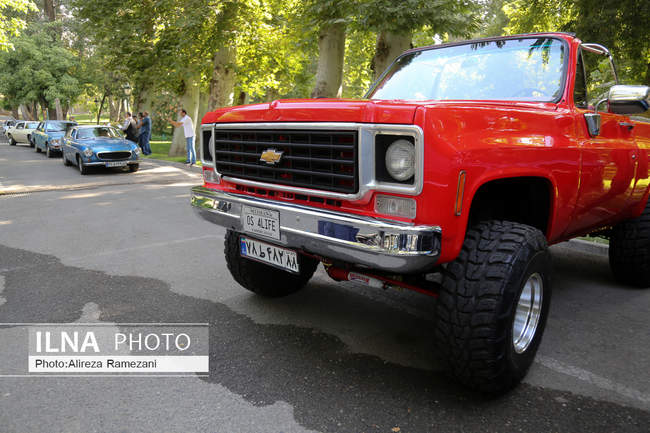 رالی تور شهری وسیله های نقلیه تاریخی