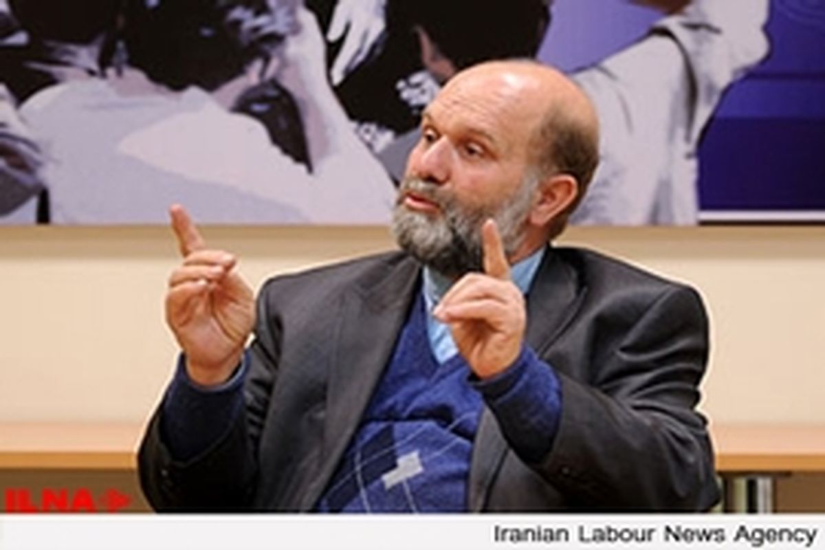 علیرغم نامه دادگاه، ضابطین اجازه ملاقات با موکلم را نمی‌دهند