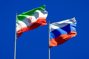 نماینده جمهوری اسلامی ایران در مجمع بین‌المللی روسیه - جهان اسلام سخنرانی می‌کند