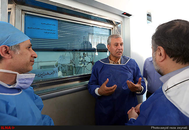 عیادت وزیر تعاون، کار و رفاه اجتماعی از مصدومین حادثه ذوب آهن اصفهان 
