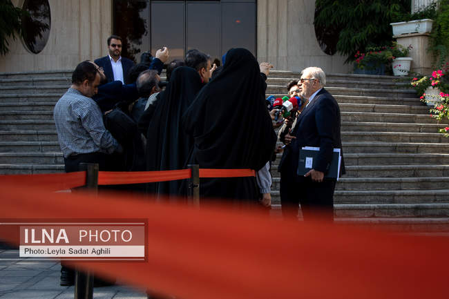 در حاشیه جلسه هیئت دولت