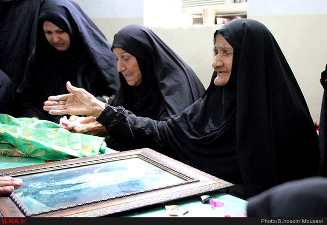 تشییع همرزم شهید چمران بر دستان عاشقان حسینی 