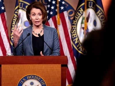 Pelosi reacts to Trump-Zelensky verbal fight