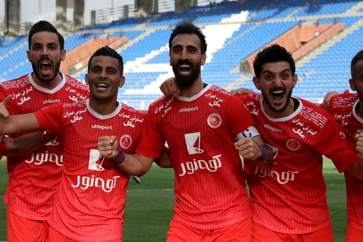 شادی جنجالی گزینه استقلال بعد از گلزنی به پرسپولیس (عکس)