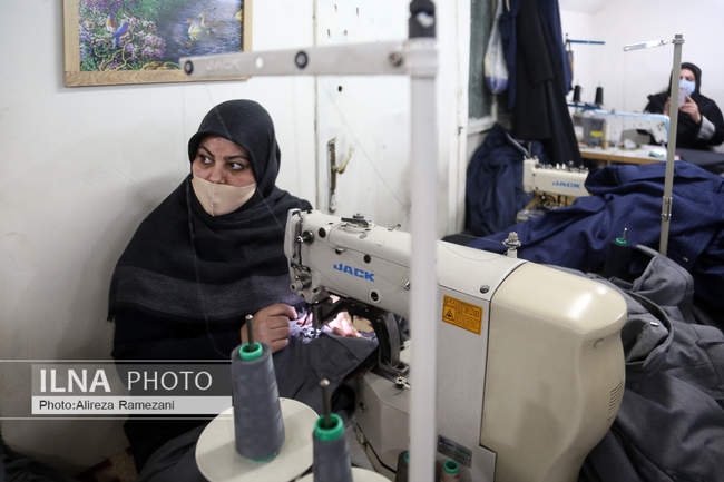 بازدید علی ربیعی از کارگاه حمایت از بانوان سرپرست خانوار