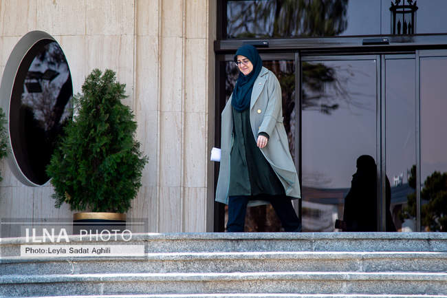 حاشیه جلسه هیات دولت- 6 اسفند