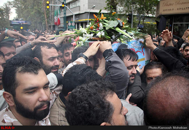 مراسم تشییع پیکر شهیدان مدافع حرم عبدالله باقری و امین کریمی