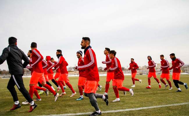 تمرین تراکتور در حضور صادقیان (عکس)