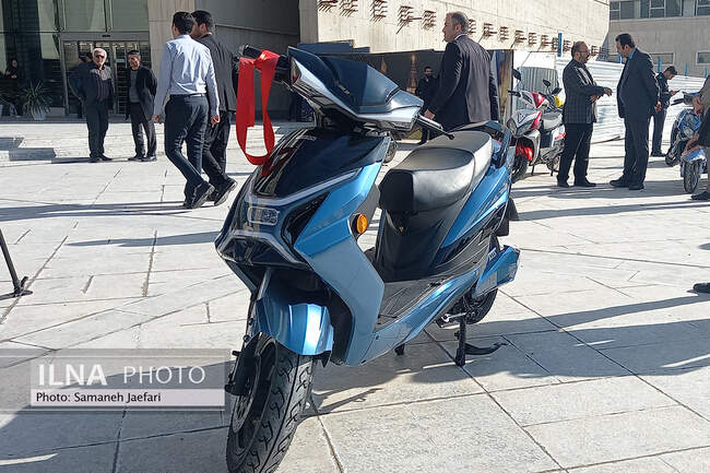 واگذاری ١٠٠ هزار دستگاه موتورسیکلت برقی در مشهد 