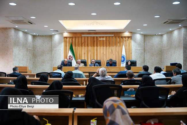 نشست خبری رئیس اتاق بازرگانی قزوین به روایت تصویر