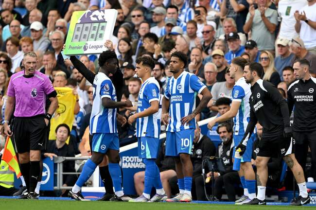 Brighton   Hove Albion v Manchester City - Premier League (3)