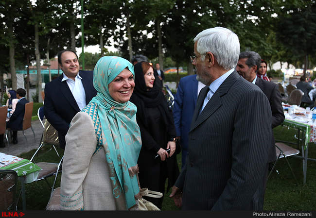 مراسم ضیافت افطار محمدرضا عارف