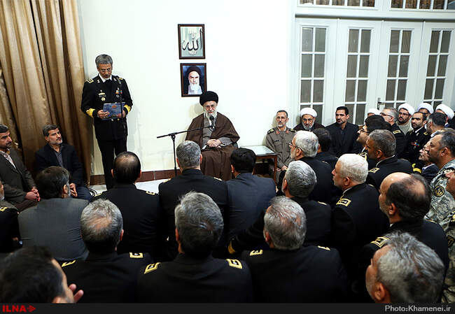 دیدار فرماندهان و مسئولان نیروی دریایی ارتش با رهبر انقلاب