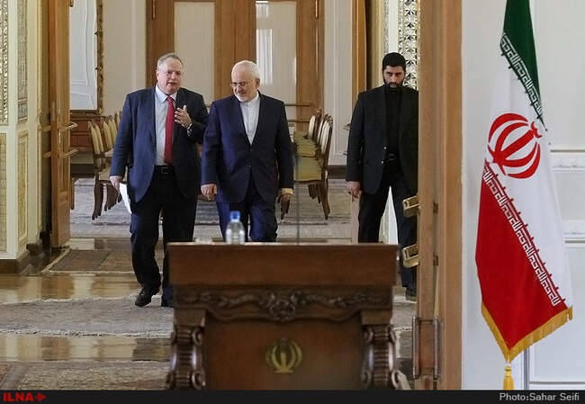نشست مشترک خبری محمدجواد ظریف وزیر امورخارجه کشورمان با نیکوس کوتزیاس وزیر خارجه یونان