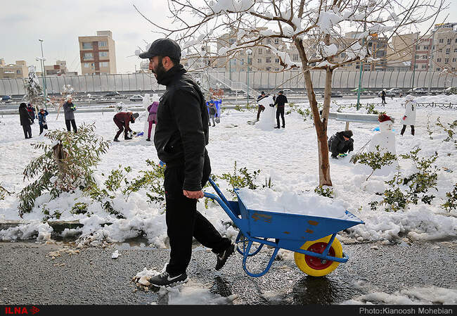 جشنواره ساخت مجسمه های برفی در تهران