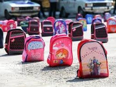 توزیع 5 هزار و 700 بسته نوشت افزار در بین دانش آموزان بی بضاعت آذربایجان غربی